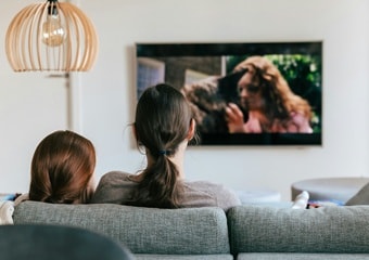 GST कम: Samsung, Sony जैसे ब्रांड्स के 75 इंच स्मार्ट TV अब 8 हजार से भी ज्यादा सस्ते होंगे!