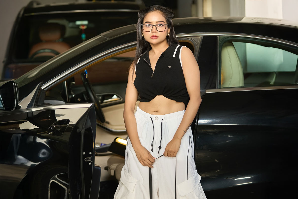 Manisha Rani,Manisha Rani Latest updates,Manisha Rani Instagram,Manisha Rani new house,Manisha Rani buy new house,social media,news and media,Whosthat360,Manisha Rani age,trending story,viral news