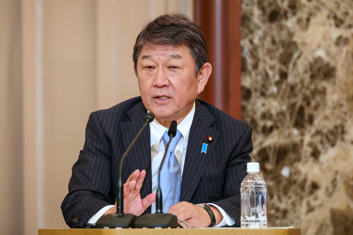 'Trump Whisperer' Ex-Minister Toshimitsu Motegi Joins Japan PM Race