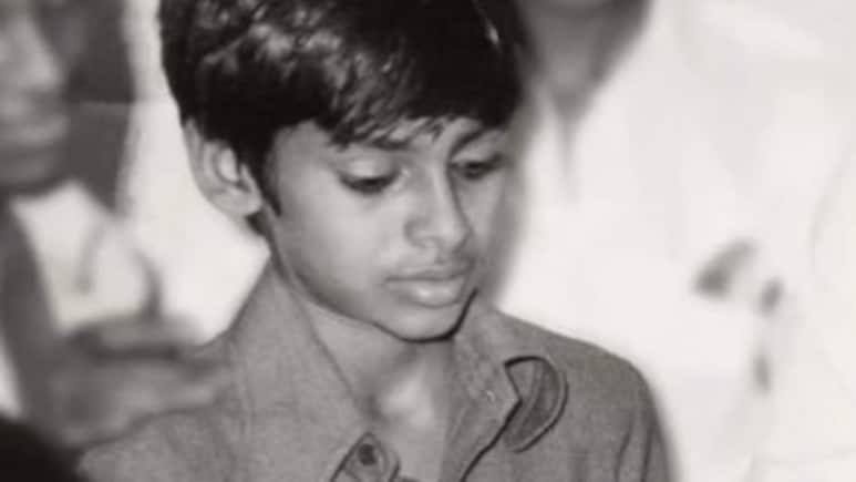 सलमान की फिल्म का रीमेक कर बचा डूबता करियर, रशियन एक्ट्रेस से की तीसरी शादी, इस एक्टर को पहचाना? सलमान की फिल्म का रीमेक कर बचा डूबता करियर, रशियन एक्ट्रेस से की तीसरी शादी, इस एक्टर को पहचाना?