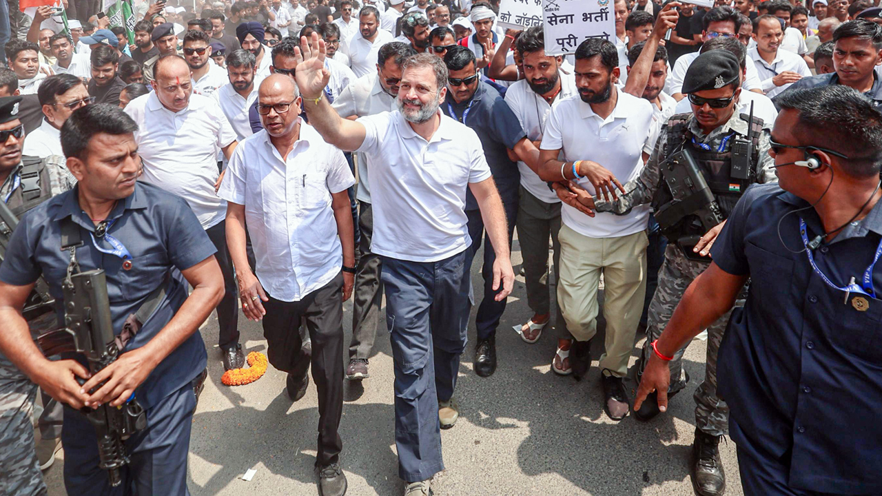 बिन बताए विदेश जाना, सुरक्षा प्रोटोकॉल नहीं मानना... राहुल की सेफ्टी पर CRPF की चिट्ठी, कांग्रेस क्यों हमलावर?