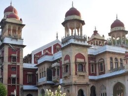 इलाहाबाद सेंट्रल यूनिवर्सिटी के 18 छात्र हुए सस्पेंड, जूनियर से रैगिंग के मामले में बड़ी कार्रवाई इलाहाबाद सेंट्रल यूनिवर्सिटी के 18 छात्र हुए सस्पेंड, जूनियर से रैगिंग के मामले में बड़ी कार्रवाई