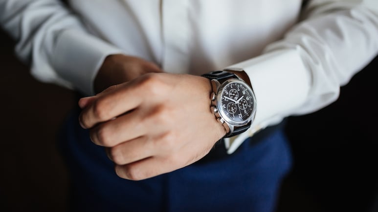 शानदार डिस्काउंट में खरीदें Tommy Hilifiger और Ducati की Watches, लुक में ऐड करें लक्ज़री टच शानदार डिस्काउंट में खरीदें Tommy Hilifiger और Ducati की Watches, लुक में ऐड करें लक्ज़री टच