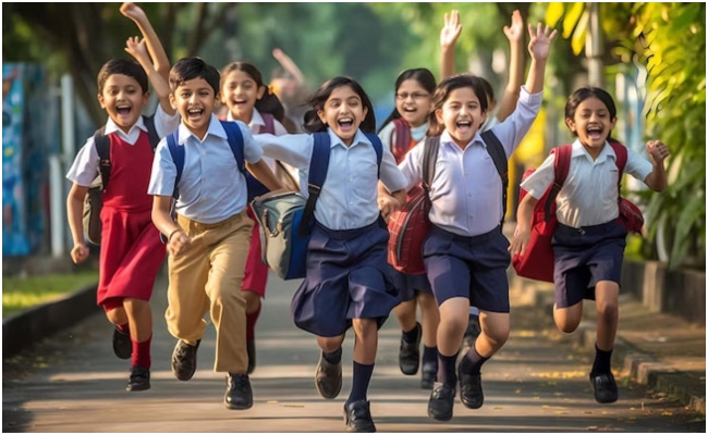 Bakrid 2026 Holiday: बकरीद की छुट्टी 27 या 28 को, दूर कर लें कन्फ्यूजन, जानें किस दिन बंद रहेंगे स्कूल और सरकारी दफ्तर