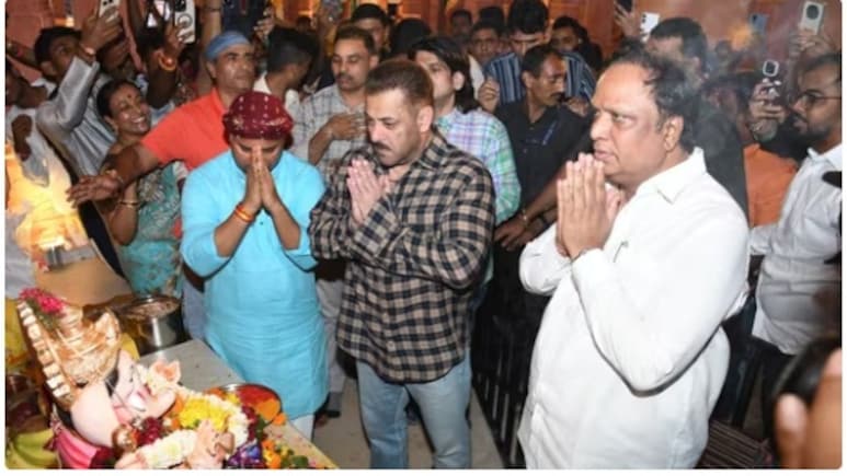 सलमान खान गणपति दर्शन के लिए पहुंचे महाराष्ट्र के मंत्री के घर, वीडियो वायरल सलमान खान गणपति दर्शन के लिए पहुंचे महाराष्ट्र के मंत्री के घर, वीडियो वायरल