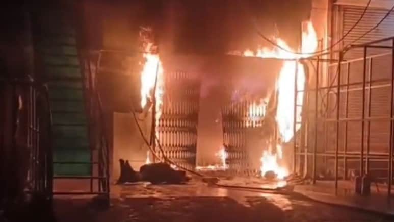 बूंदी के सेंट्रल बैंक ऑफ इंड‍िया में लगी आग, लाखों का नुकसान