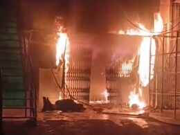 बूंदी के सेंट्रल बैंक ऑफ इंडिया में लगी आग, लाखों का नुकसान बूंदी के सेंट्रल बैंक ऑफ इंडिया में लगी आग, लाखों का नुकसान