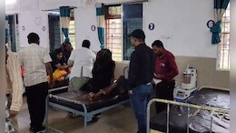 सतना के मंदिर में पूजा करते समय गिरी बिजली, बच्चे और महिला समेत 8 लोग झुलसे; एक महिला की हालत नाजुक
