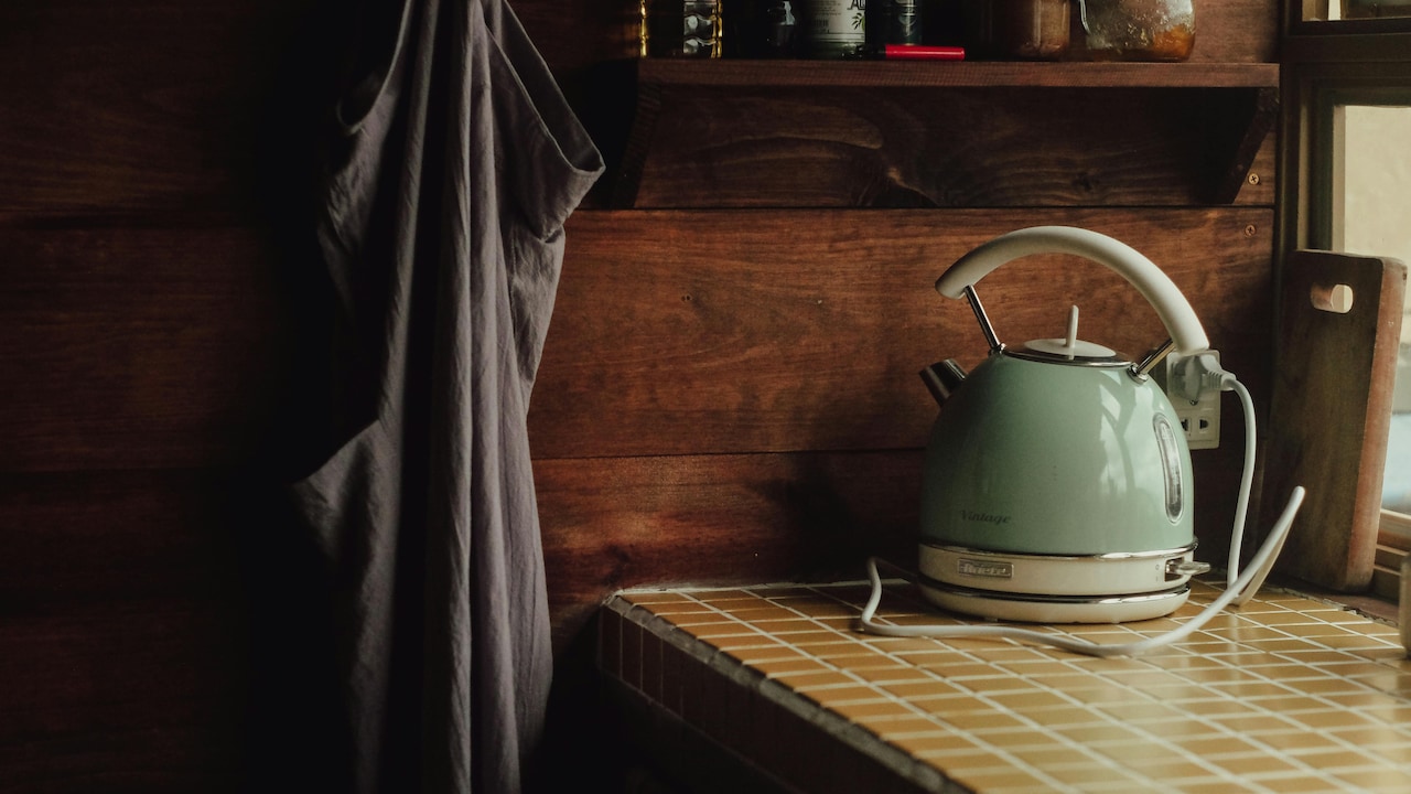 Explore affordable electric kettles