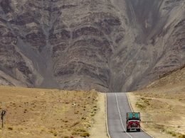 Magnetic Hill In Leh: The Road Where Cars Seem To Roll Uphill On Their Own Magnetic Hill In Leh: The Road Where Cars Seem To Roll Uphill On Their Own