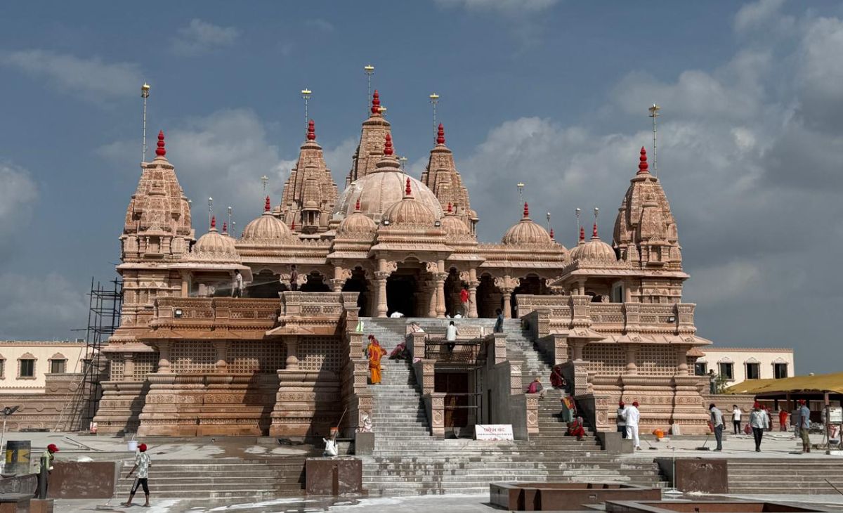 आस्था, आधुनिकता और विरासत का संगम, जोधपुर के BAPS स्वामीनारायण मंदिर की दिव्य तस्वीरें देखिए