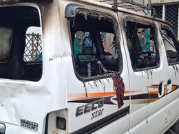 Akola News : अकोल्यात वंचितच्या नेत्याच्या मुलावर 7 वार; संतप्त समर्थकांकडून आरोपीचे वाहन जाळून हल्ला