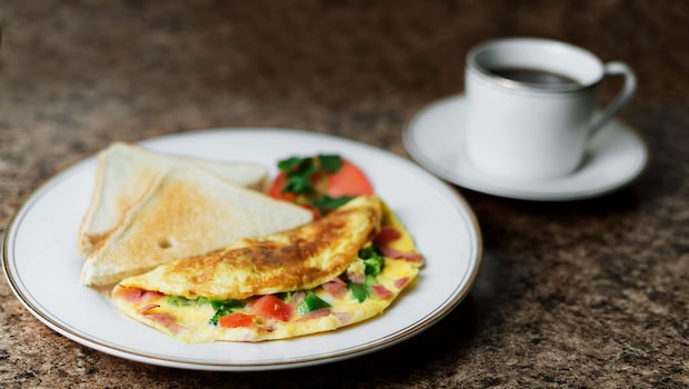 How To Make Omelettes Without Breaking Them: A Complete Guide