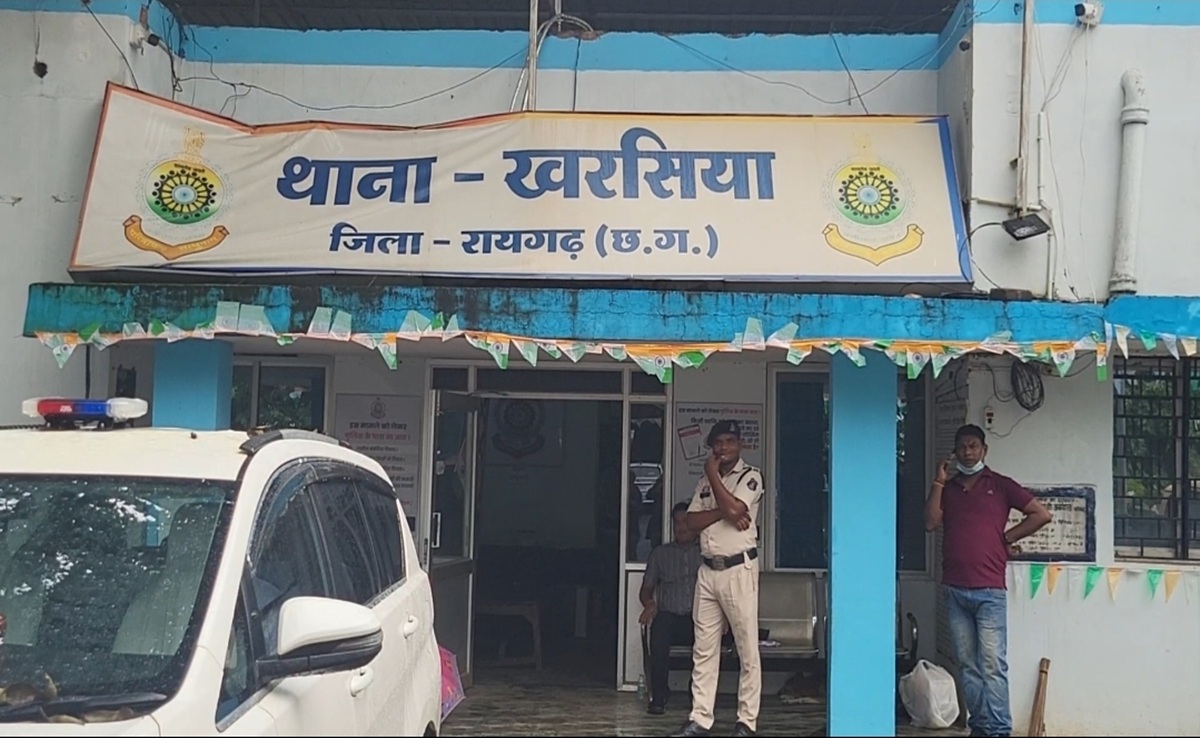 CG News: एक ही परिवार के चार लोगों की जघन्य हत्या; खरसिया में दहशत का माहौल, जानिए पूरा मामला