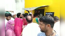 Rajasthan: डीएपी खाद के लिए महिलाएं-स्कूली बच्चे भी लंबी कतारों में कर रहे इंतजार, भरतपुर में दिखा ऐसा नजारा