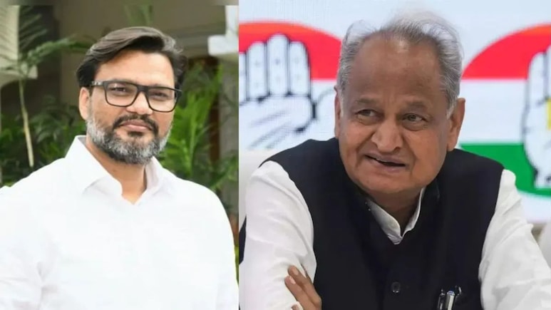 Rajasthan: 'बहुत देर कर दी हुजूर...', गहलोत पर पूर्व OSD का तंज, कहा- पायलट के खिलाफ जो सबूत है... Rajasthan: 'बहुत देर कर दी हुजूर...', गहलोत पर पूर्व OSD का तंज, कहा- पायलट के खिलाफ जो सबूत है...