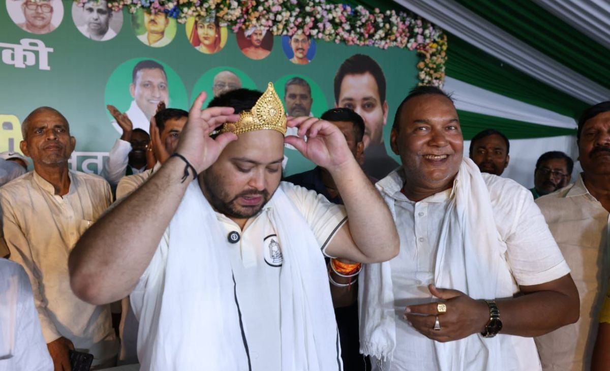 चुनाव आया, पाला बदलें... बिहार में तेज हुई दलबदलुओं की 'जुगाड़ राजनीति', क्या समीकरण भी बदल पाएंगे?