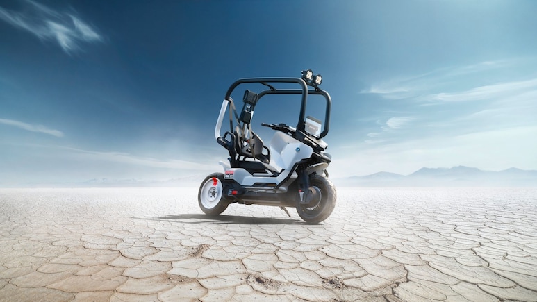 BMW Vision CE Concept Unveiled- Gets Roll Cage For Helmet-Free Riding BMW Vision CE Concept Unveiled- Gets Roll Cage For Helmet-Free Riding