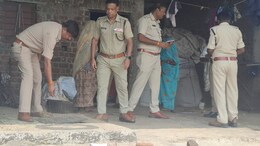 छत पर सो रही महिला की हत्या, शव नीचे फेंका; पोते-पोतियों ने देखा खौफनाक मंजर तो डर से छिपीं