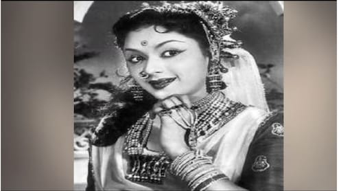 6 बच्चों के पिता से हुआ प्यार, बिन ब्याही बनी 2 बेटियों की मां, एक है बॉलीवुड की सुपरस्टार, पहचाना ?