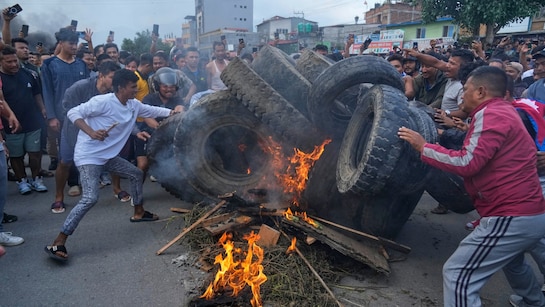 Nepal Crisis: सीमावर्ती इलाकों को लेकर खुफिया चेतावनी, विदेश मंत्रालय ने  कहा-हालात पर रख रहे निगरानी | Nepal Crisis Intelligence warning regarding  border areas