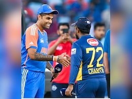 India vs Sri Lanka: टीम इंडिया का 'फाइनल ड्रेस रिहर्सल', देखें किसमें कितना है दम? India vs Sri Lanka: टीम इंडिया का 'फाइनल ड्रेस रिहर्सल', देखें किसमें कितना है दम?