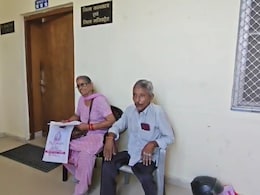 Rajasthan: "मुझे और मेरी मां को इच्छा मृत्यु दे दो", झुंझुनूं का शख्स फरियाद लेकर पहुंचा कलेक्ट्रेट