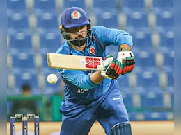 मोहम्मद नबी ने मचाया ऐसा गदर कि लग गई रिकॉर्ड की ढेर, गेल के क्लब में हुए शामिल और AFG के लिए बन गए खास मोहम्मद नबी ने मचाया ऐसा गदर कि लग गई रिकॉर्ड की ढेर, गेल के क्लब में हुए शामिल और AFG के लिए बन गए खास