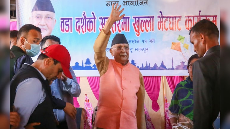 क्या लगा था विदेश भाग जाएंगे... नेपाल में PM पद से हटाए गए ओली फिर एक्टिव, कार्की सरकार को बताया असंवैधानिक