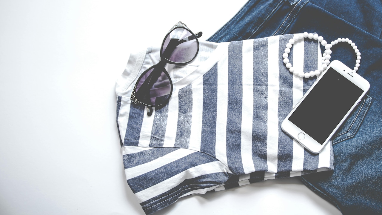Silent Luxury vs Loud Logos: What Your Outfit Really Says About You