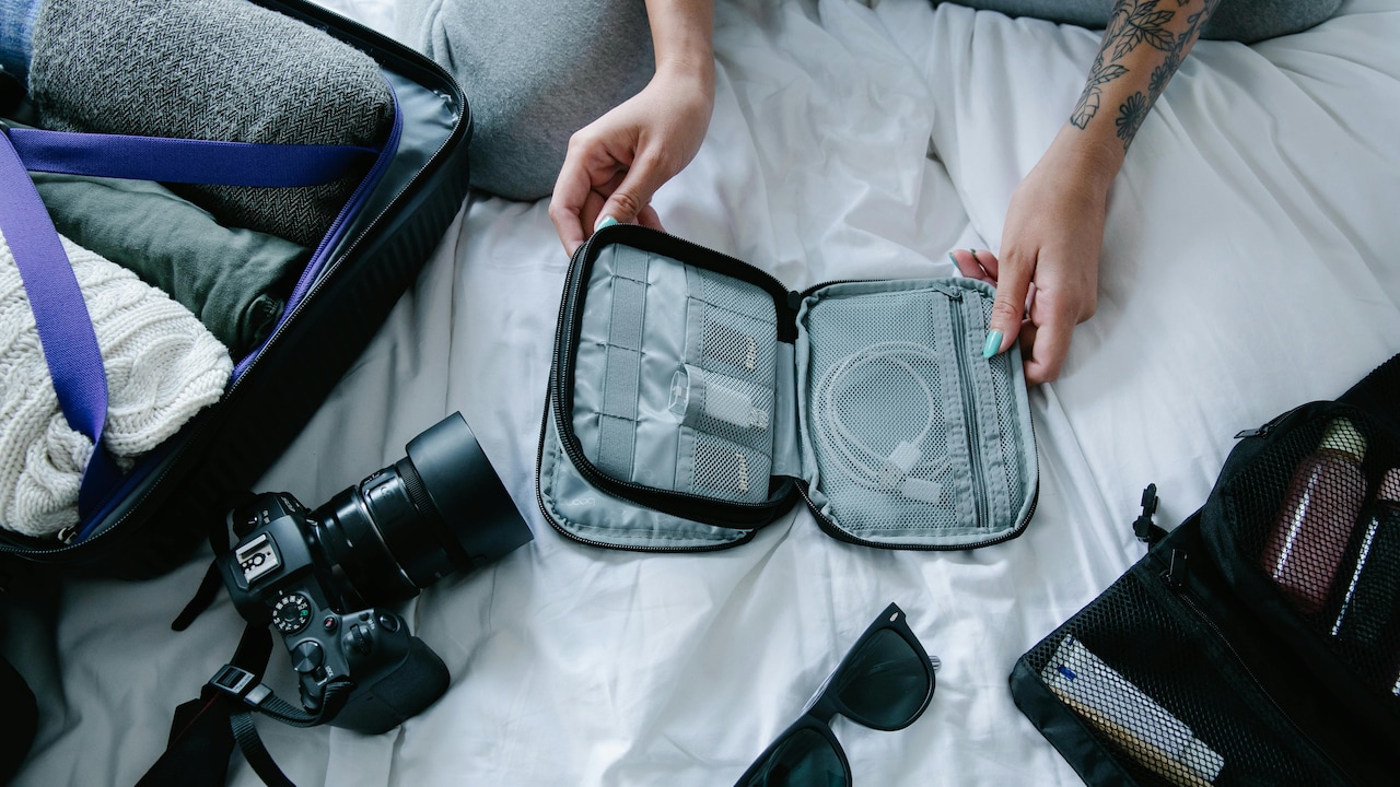 Packing bags