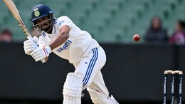 Ruturaj Gaikwad : आशिया कपमध्ये संधी नाही, ऋतुराजचं दमदार सेंच्युरी झळकावत निवड समितीला उत्तर