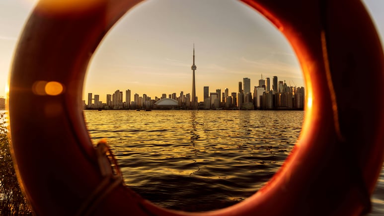 How To Apply For Canada Tourist Visa: A Complete Guide For Indians