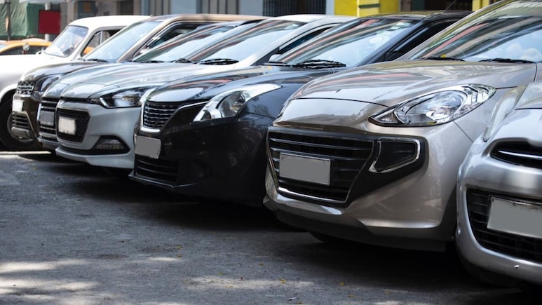 GST Council Meeting Tomorrow: Here's What It May Hold For Auto Industry GST Council Meeting Tomorrow: Here's What It May Hold For Auto Industry