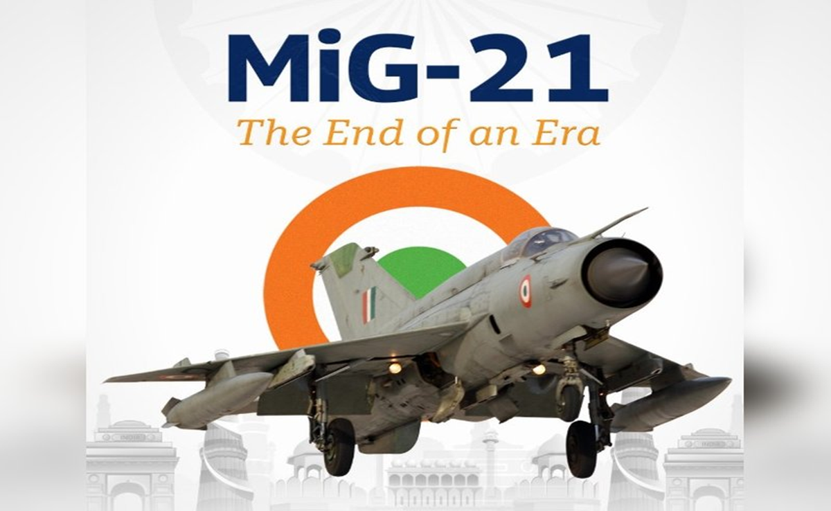 IAF MiG-21 Retire: अलविदा मिग-21; वायुसेना से 63 वर्षों का साथ खत्म, रक्षा मंत्री ने देखी आखिरी उड़ान