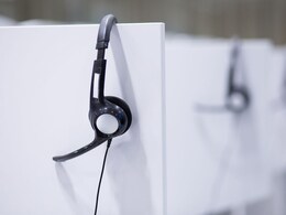 Fake Call Center Busted : मुंबईचे आरोपी गुजरातला गेले, परदेशातील लोकांना गंडा घालू लागले; पोलिसांनी सगळ्यांना पकडले Fake Call Center Busted : मुंबईचे आरोपी गुजरातला गेले, परदेशातील लोकांना गंडा घालू लागले; पोलिसांनी सगळ्यांना पकडले