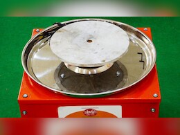 दिवाली पर मिट्टी के दीये बनाने की गजब मशीन, रांची में खादी इंडिया ने दिखाई झलक