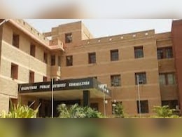 वरिष्ठ शिक्षक भर्ती परीक्षा में 47 हजार अभ्यर्थियों ने आवेदन वापस लिए, ये वजह आई सामने वरिष्ठ शिक्षक भर्ती परीक्षा में 47 हजार अभ्यर्थियों ने आवेदन वापस लिए, ये वजह आई सामने