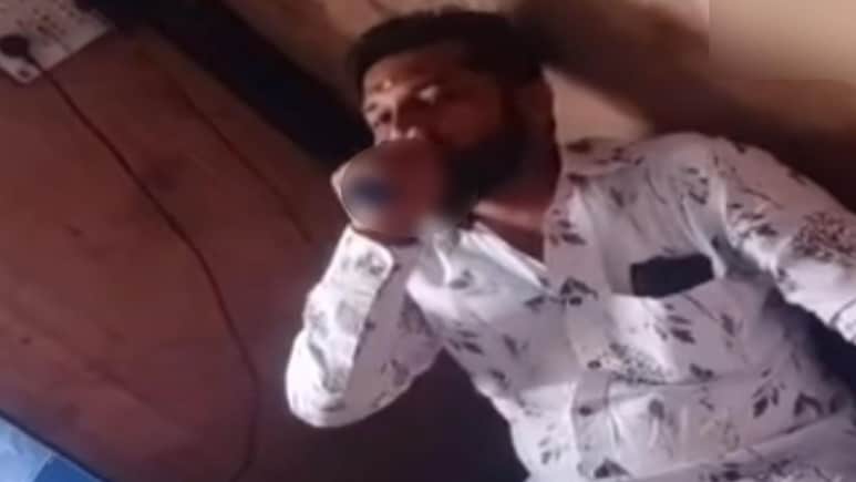 NCP Leader : अजित पवारांच्या वादातील नेत्याचा धक्कादायक Video Viral, राष्ट्रवादीची डोकेदुखी वाढणार NCP Leader : अजित पवारांच्या वादातील नेत्याचा धक्कादायक Video Viral, राष्ट्रवादीची डोकेदुखी वाढणार