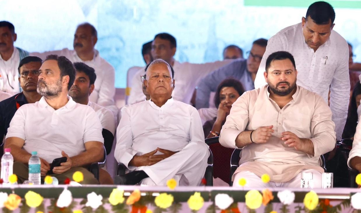 Lalu Yadav's Daughter Unfollows Him, Brother Tejashwi On Social Media