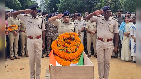 झारखंड में माओवादियों के साथ मुठभेड़ में दो सुरक्षाकर्मियों की मौत, एक घायल