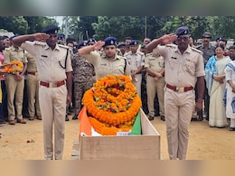 झारखंड में माओवादियों के साथ मुठभेड़ में दो सुरक्षाकर्मियों की मौत, एक घायल झारखंड में माओवादियों के साथ मुठभेड़ में दो सुरक्षाकर्मियों की मौत, एक घायल