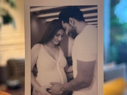कैटरीना कैफ ने शेयर की बेबी बंप की फोटो, पहली फोटो देख फैन्स दे रहे बधाई कैटरीना कैफ ने शेयर की बेबी बंप की फोटो, पहली फोटो देख फैन्स दे रहे बधाई