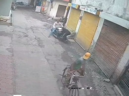 Indore Man Rams Ex-Girlfriend With Two-Wheeler After She Refuses To Reconcile Indore Man Rams Ex-Girlfriend With Two-Wheeler After She Refuses To Reconcile