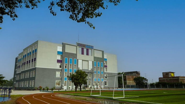 अदाणी जेम्स स्कूल ऑफ एक्सलन्सला मोठा मान; देशभरातील तिसरी सर्वोत्तम उदयोन्मुख शाळा म्हणून गौरव