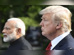 Why The &quot;Dean Of Valuation&quot; Compared PM With Palantir, Trump To Tesla