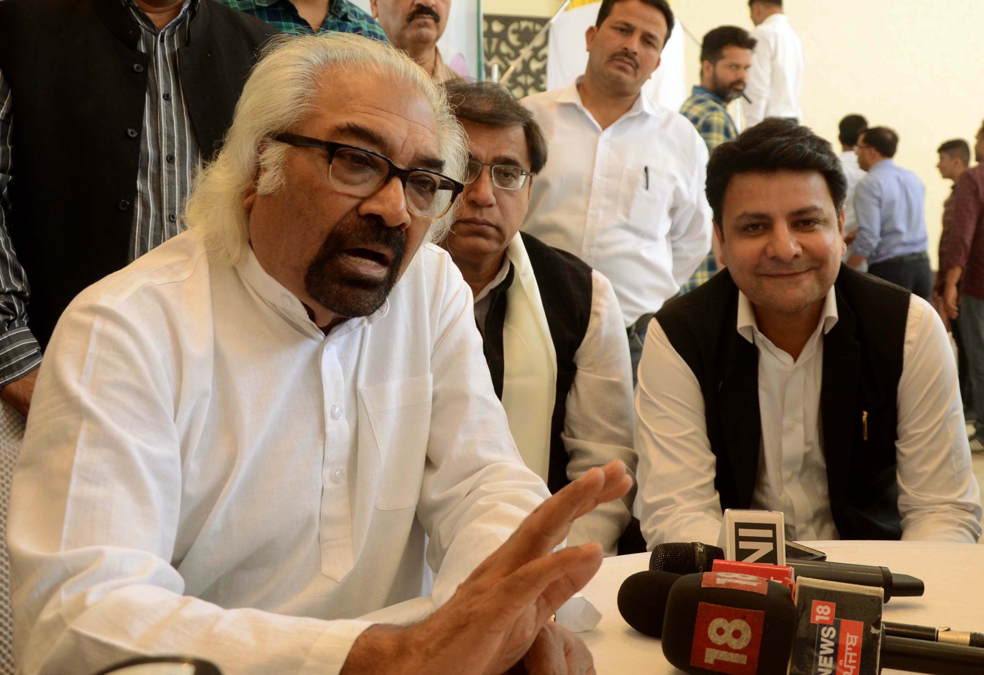 The 7 Times Sam Pitroda's Comments Created Controversy For Congress