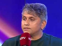 NDTV YUVA Exclusive: एक होर्डिंग को देख मोहित सूरी को हुआ था उदिता गोस्वामी से प्यार, कर लिया शादी का फैसला NDTV YUVA Exclusive: एक होर्डिंग को देख मोहित सूरी को हुआ था उदिता गोस्वामी से प्यार, कर लिया शादी का फैसला