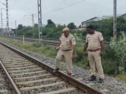 अरावली एक्सप्रेस को डिरेल करने की कोशिश, लोको पायलट ने अचानक लगाई ब्रेक... बड़ा हादसा टला अरावली एक्सप्रेस को डिरेल करने की कोशिश, लोको पायलट ने अचानक लगाई ब्रेक... बड़ा हादसा टला