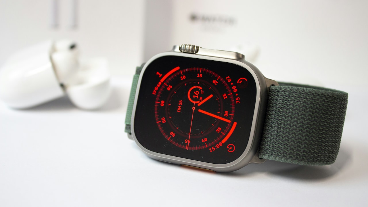 Get budget friendly smartwatches for everyday fitness track